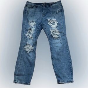 Judy Blue Ripped Straight Leg Jeans - Light Blue